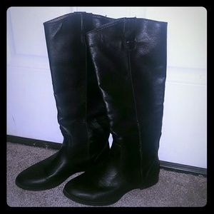 Women's shoes