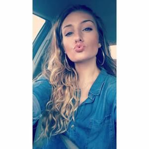 Meet your Posher, Ariana