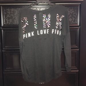 VS pink long sleeve tee!