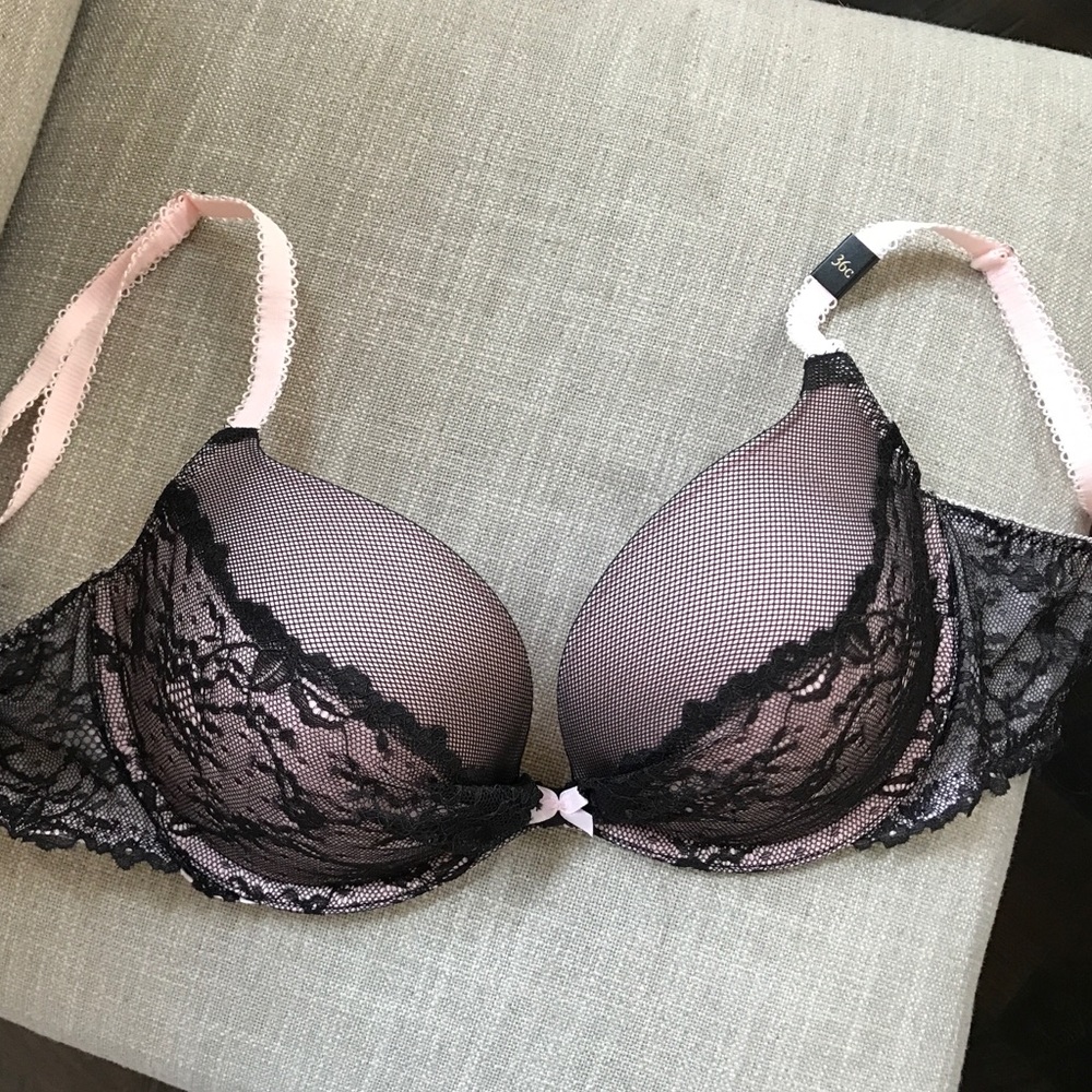 Victoria's Secret 36c bra