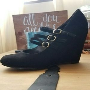 Triple Strapped Black Wedges