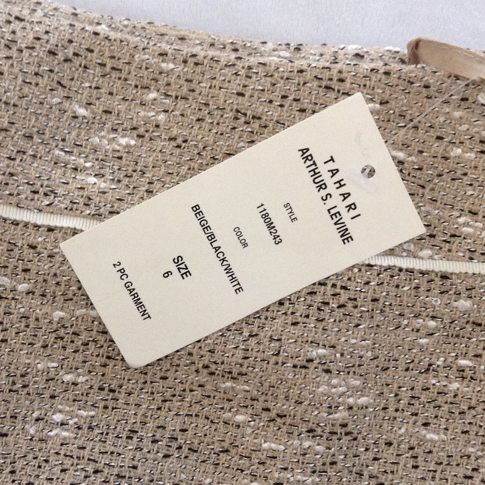 Tahari pencil skirt 6 NWT beige white black gold - Picture 3 of 3