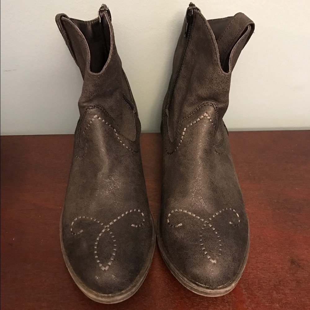American Rag booties - Picture 2 of 4