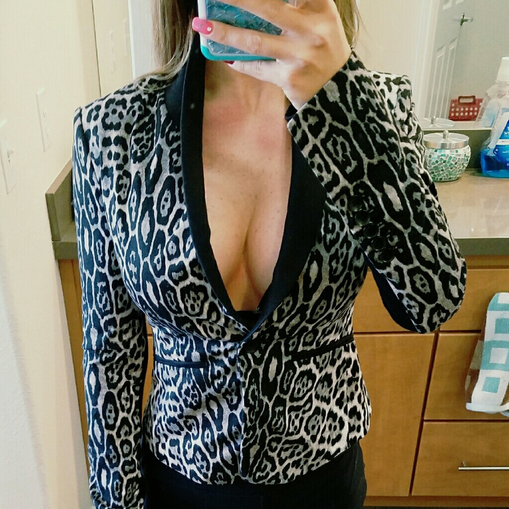 Super sexy BCBG blazer XXS