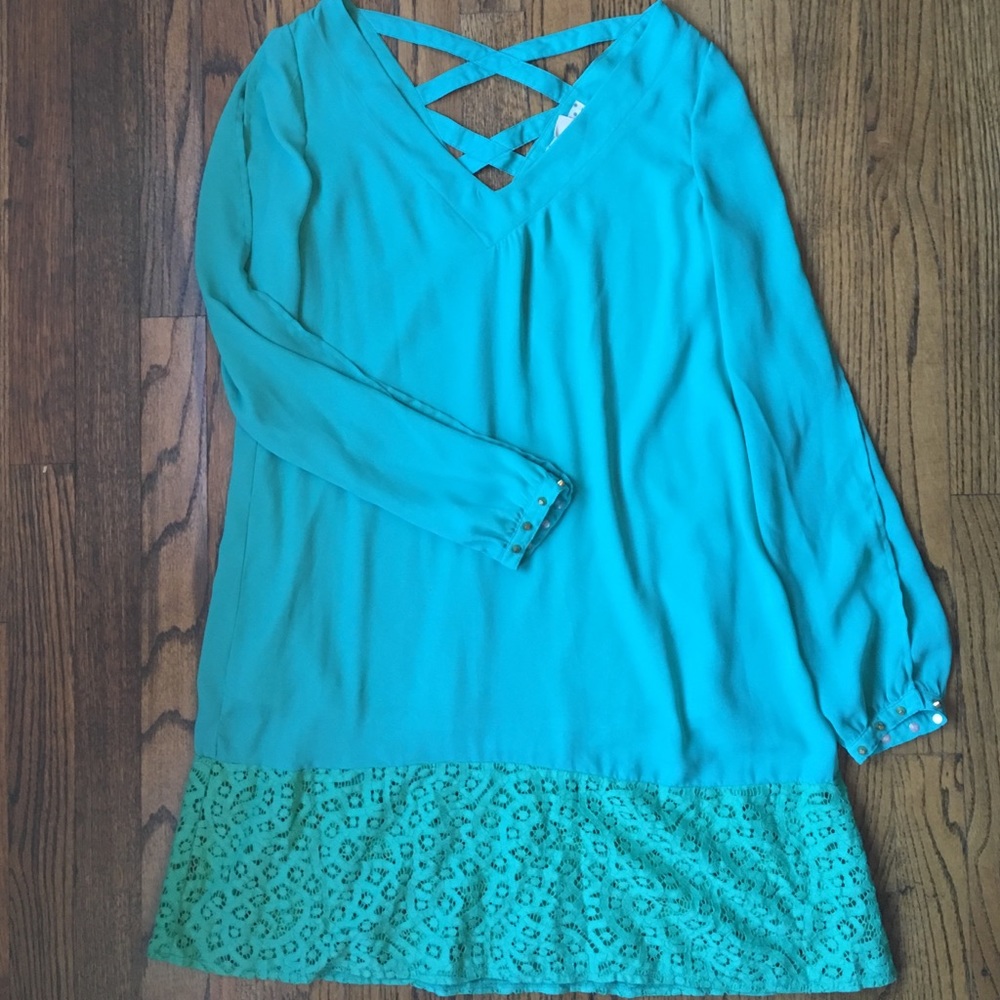 Criss cross back turquoise dress