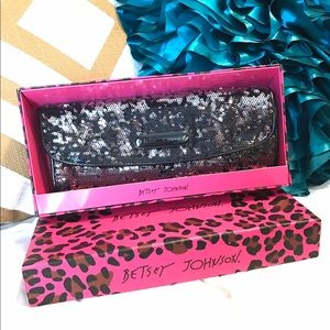 Glitzy Betsy Johnson Sequin Roll Jewelry Case
