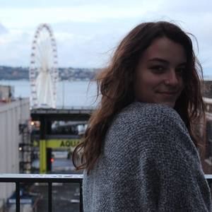 Meet your Posher, Ava