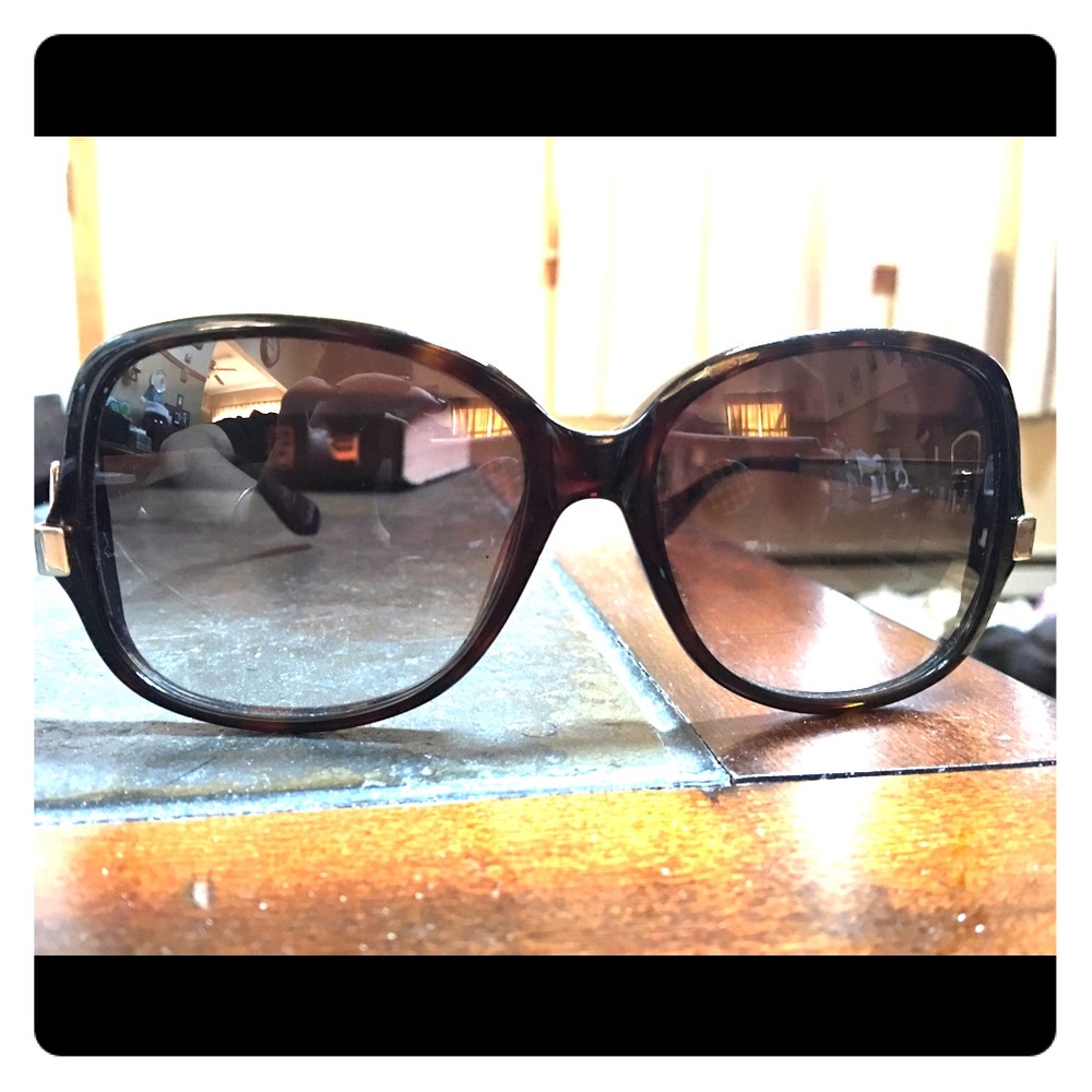 Marc by Marc Jacobs sunglasses 😎
