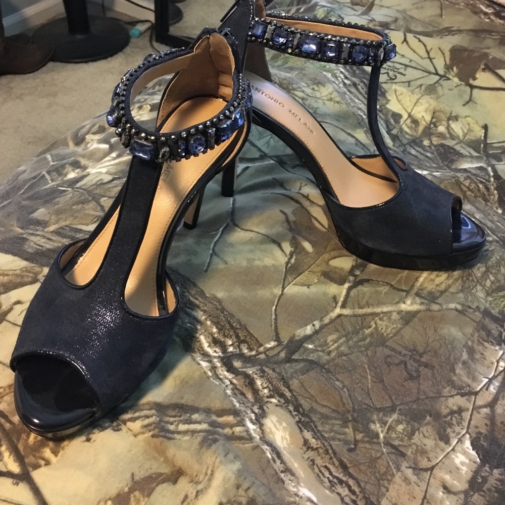 Antonio Melani heels