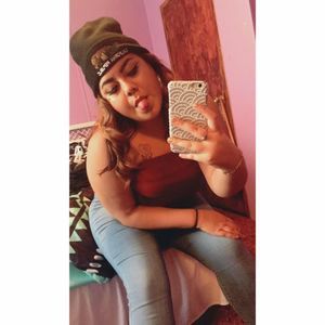 Meet your Posher, Sofia-cristina