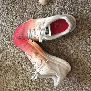 Nike free 3.0. Women's size 10