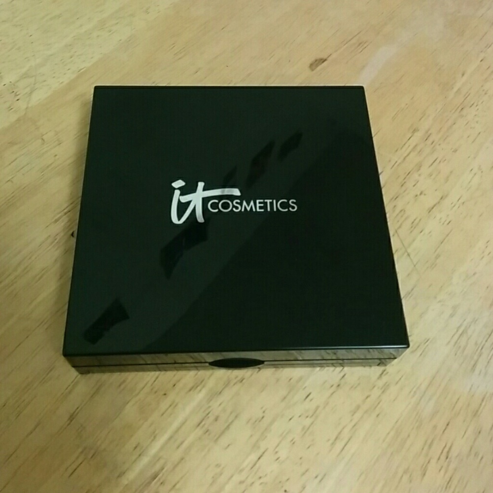 It Cosmetics 35 Piece Most Wished For Holiday