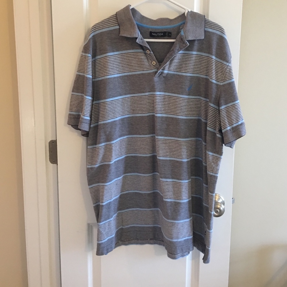 Men's Nautica short sleeve shirt