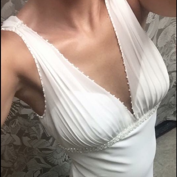 New Galina Wedding dress with tags. - Picture 3 of 8