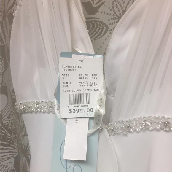 New Galina Wedding dress with tags. - Picture 5 of 8