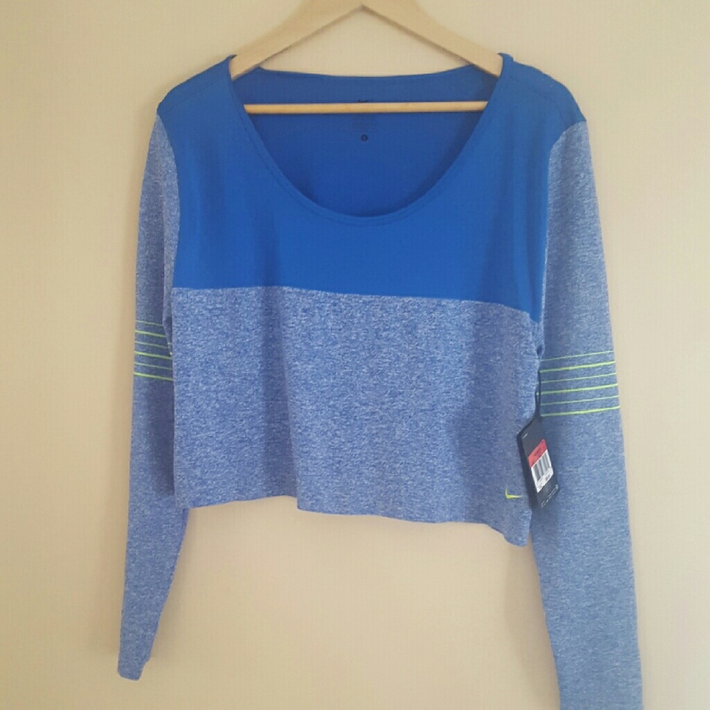 FINAL🎉NWT Nike Dri-Fit Shirt