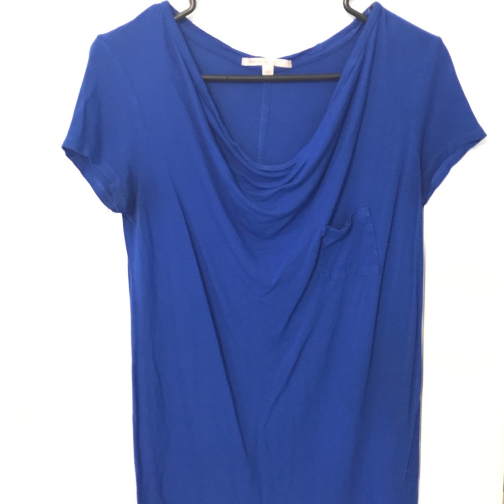 GAP super blue tshirt with pocket SMALL