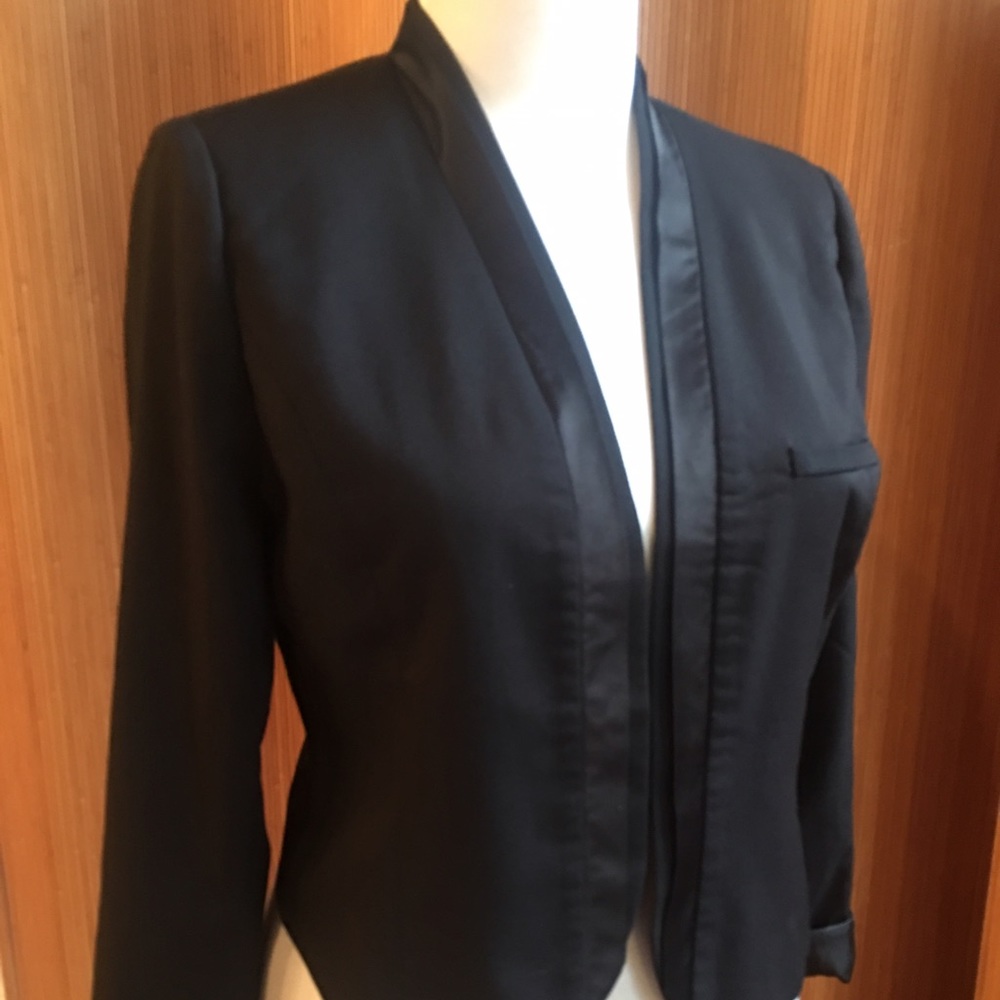Cropped open tuxedo jacket