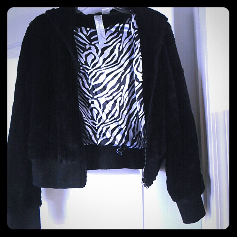 Hooded jacket