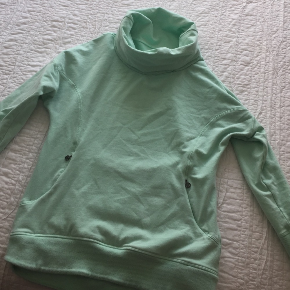 Lulu lemon green cowl neck sweater