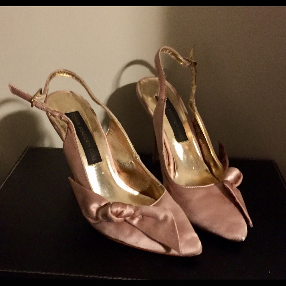 Steven Maiden Lux pink velvet shoes size 6 1/2