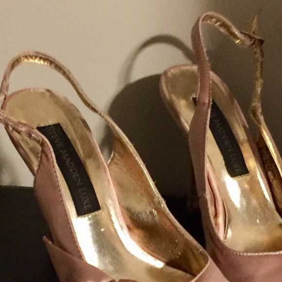 Steven Maiden Lux pink velvet shoes size 6 1/2 - Picture 3 of 3