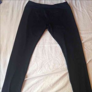 🌸 Garage Black Workout Tights 🌸