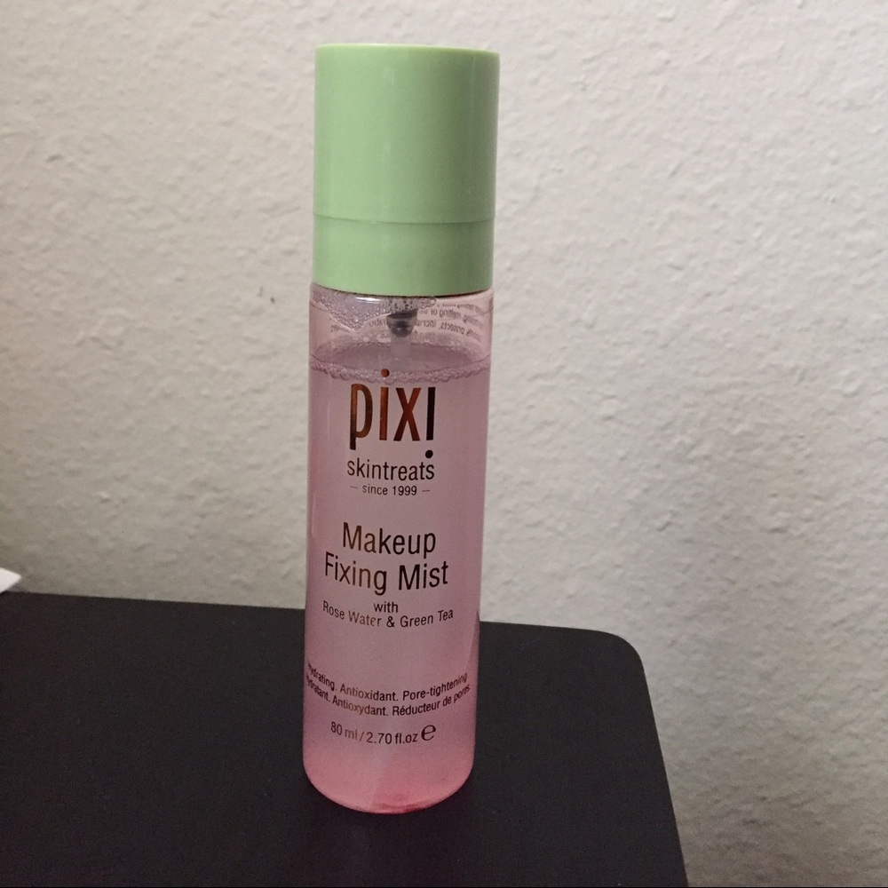 🌸Pixi makeup fixing mist🌸