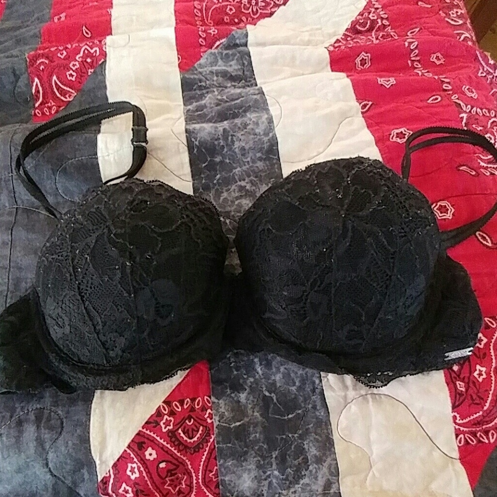 Pink Victoria Secret bar