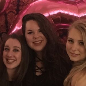 Meet your Posher, Emily