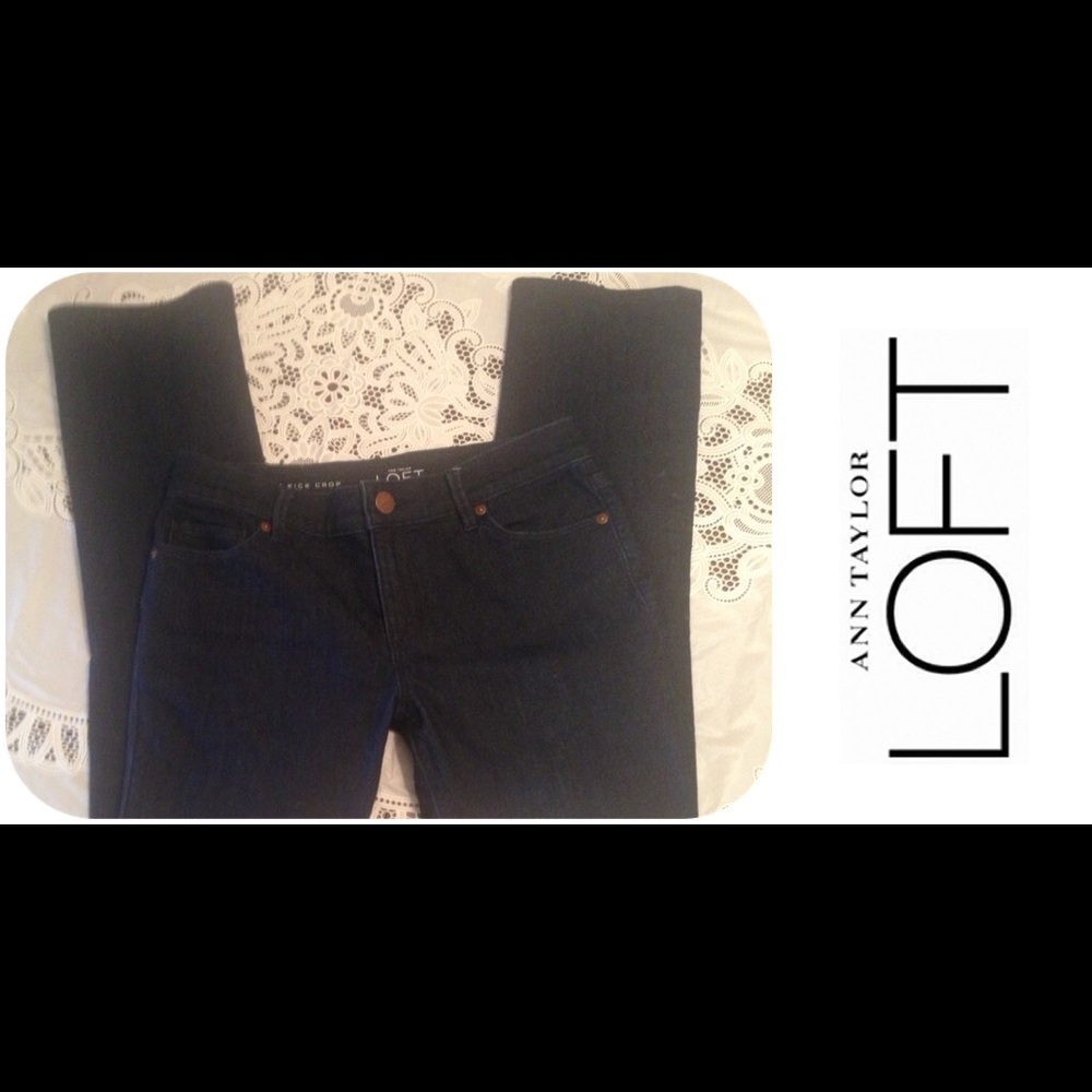 Anne Taylor Loft Modern Kick Crop