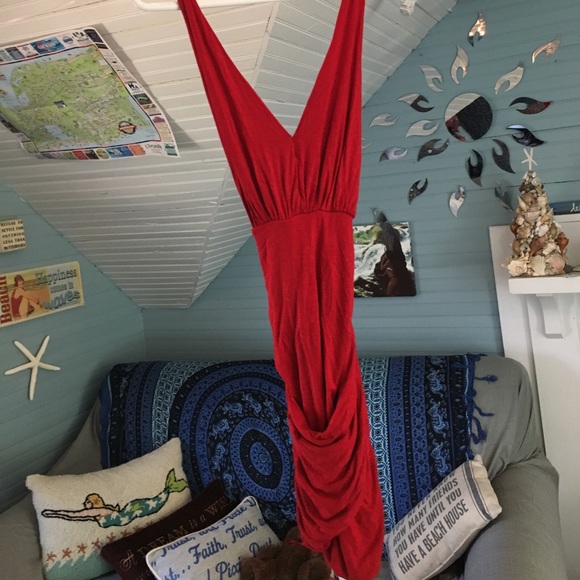 Red formal/ going out dress - Picture 2 of 3