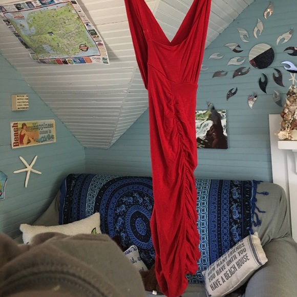 Red formal/ going out dress - Picture 3 of 3