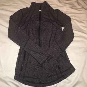 TRADED WITH LAUREN LuLuLemon define jacket size 6