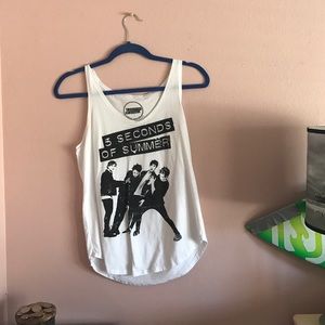 🖤❤️🆘5SOS tank 🆘❤️🖤