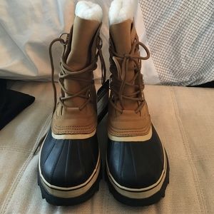 Sorel Caribou winter boots. BRAND NEW