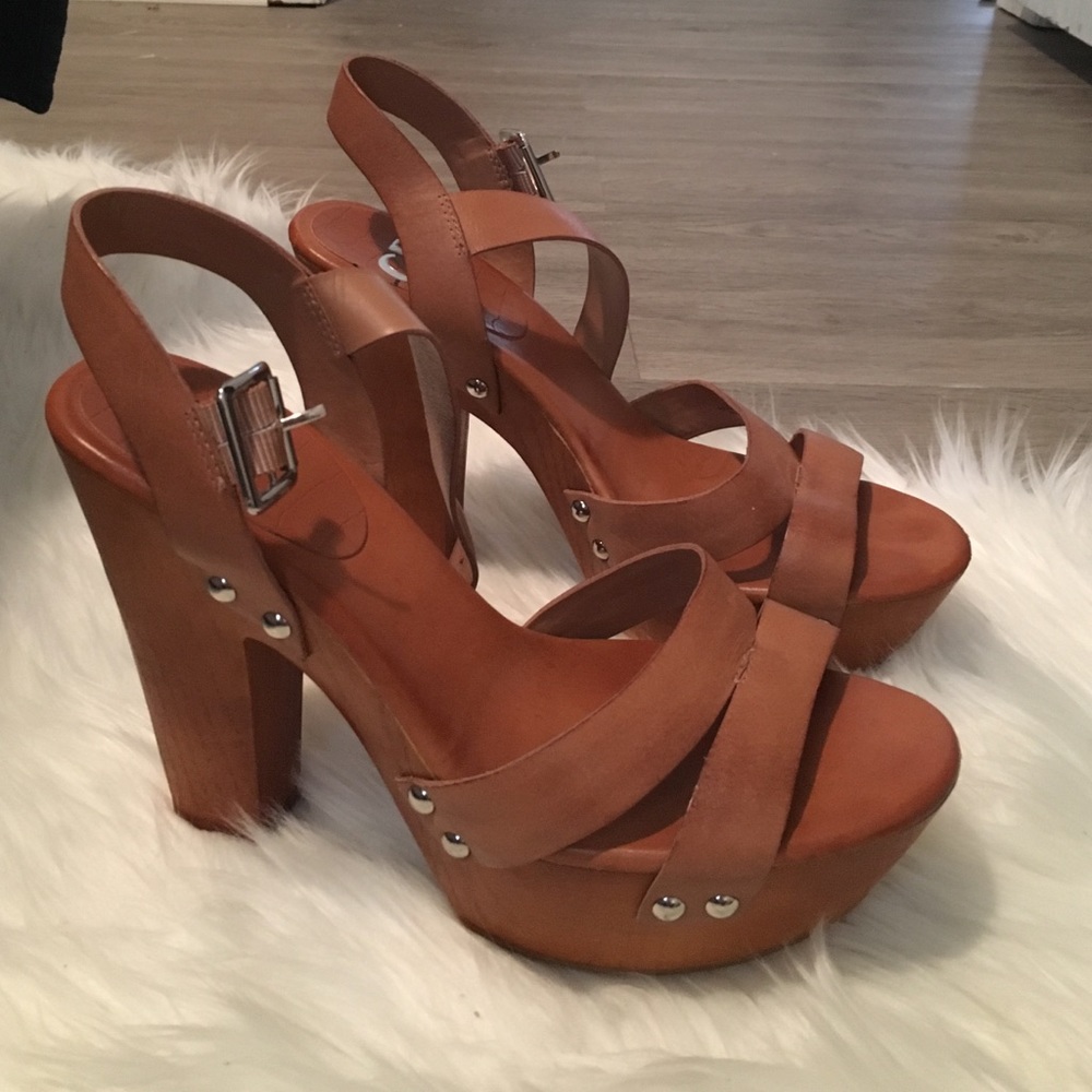 Gianni Bini wedges
