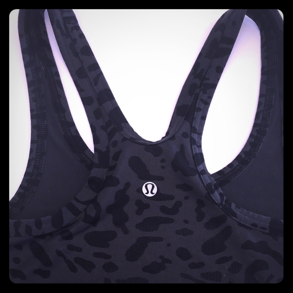 Black and gray lululemon workout tank top XS