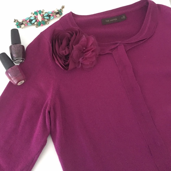 The Limited - 3/4 Sleeve Flower Fuchsia Cardigan - Picture 2 of 6