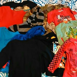 ❤-SOLD-❤2T lot of long sleeve and thermal shirts