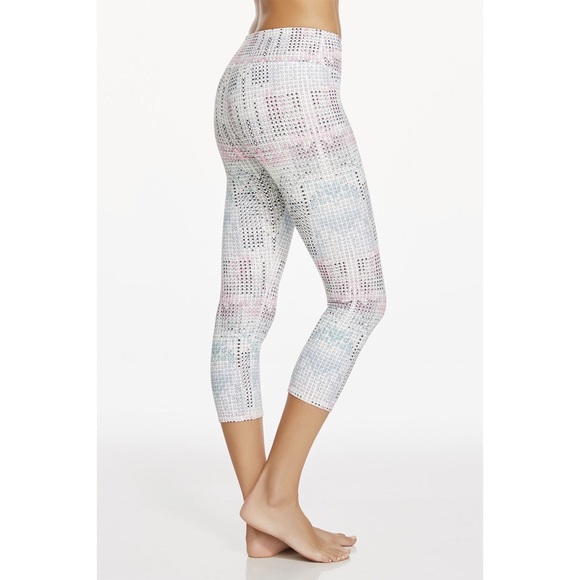 Fabletics Pants - SALAR Capri leggings - Fabletics