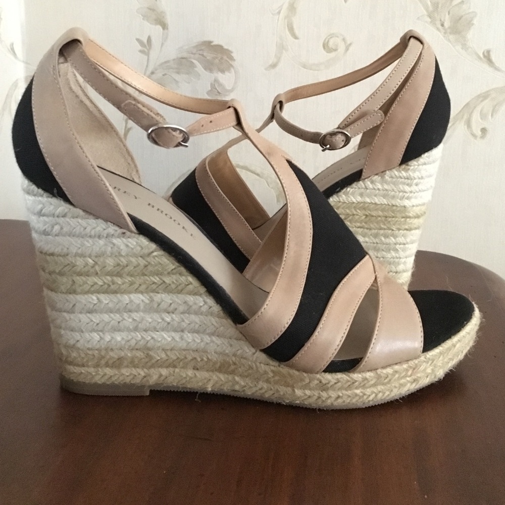 Black & Tan Wedges