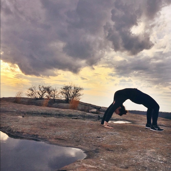 Meet your Posher, Lilly - Picture 4 of 7