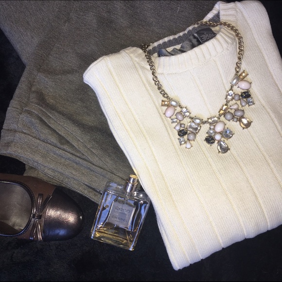 Oscar de la Renta Sweaters - PRICE DROP! Oscar de la Renta sweater