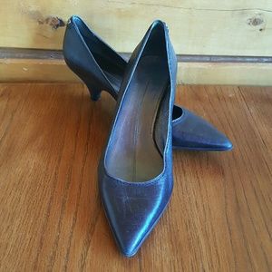 Cole Haan Nike Air G Series dark gray leather heel