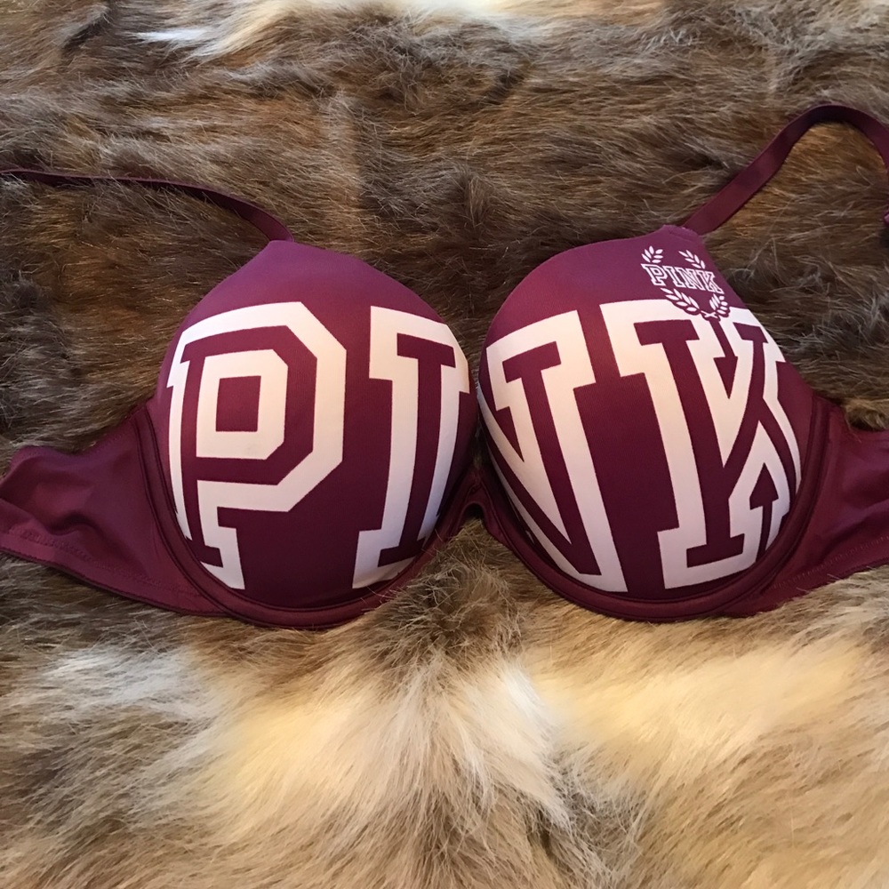 🎀Victoria secrets pink bra🎀