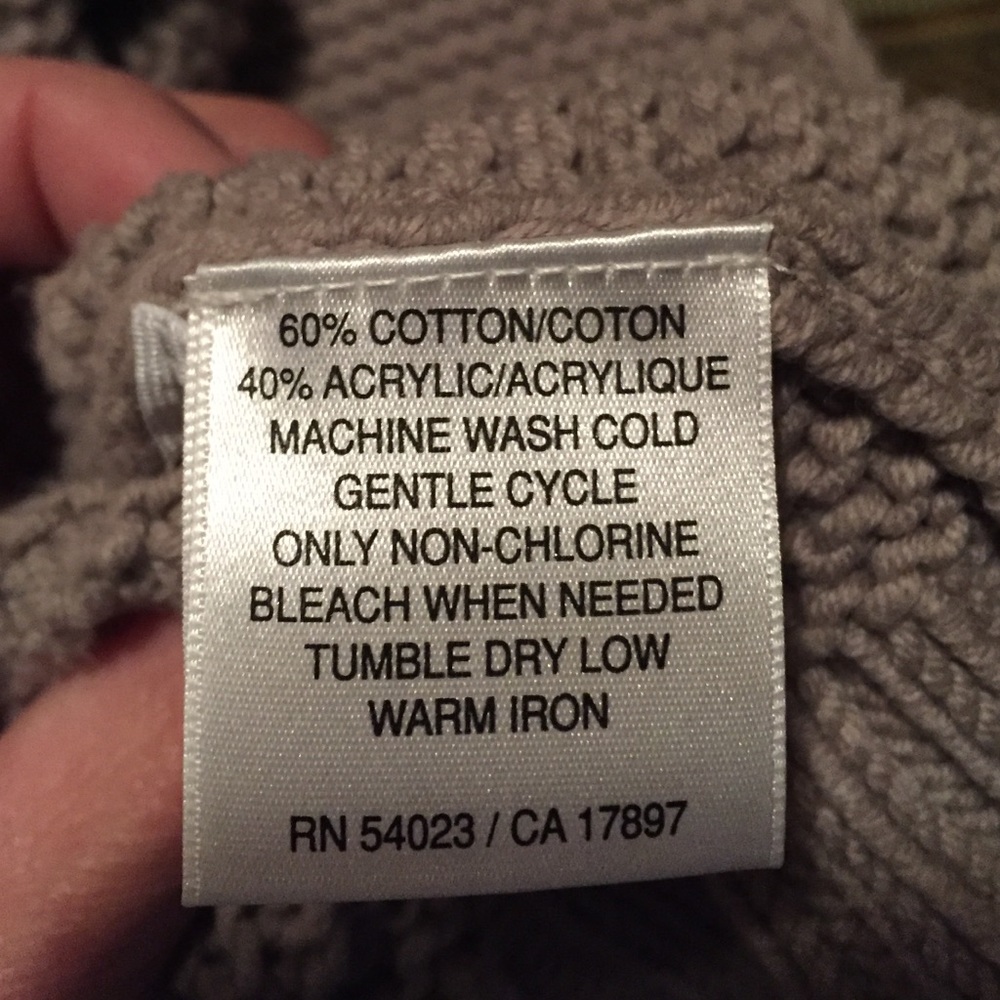 Sweater Excellent Condition - Picture 4 of 4