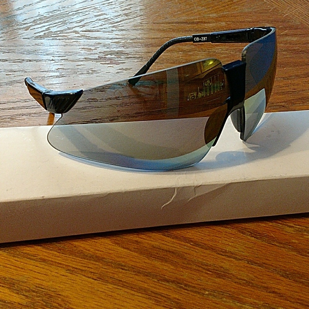 POLYCARBONATE SAFETY SPECTACLES NEW