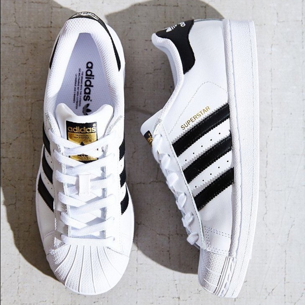Adidas Superstar Sneakers