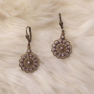 La Vie Parisienne Filigree Earrings